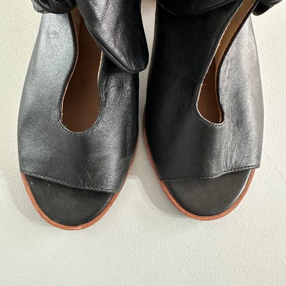 Bernardo Black Leather Block Heel Sandals Bow Zip Women’s Size 6M Peep Toe - Picture 5 of 7